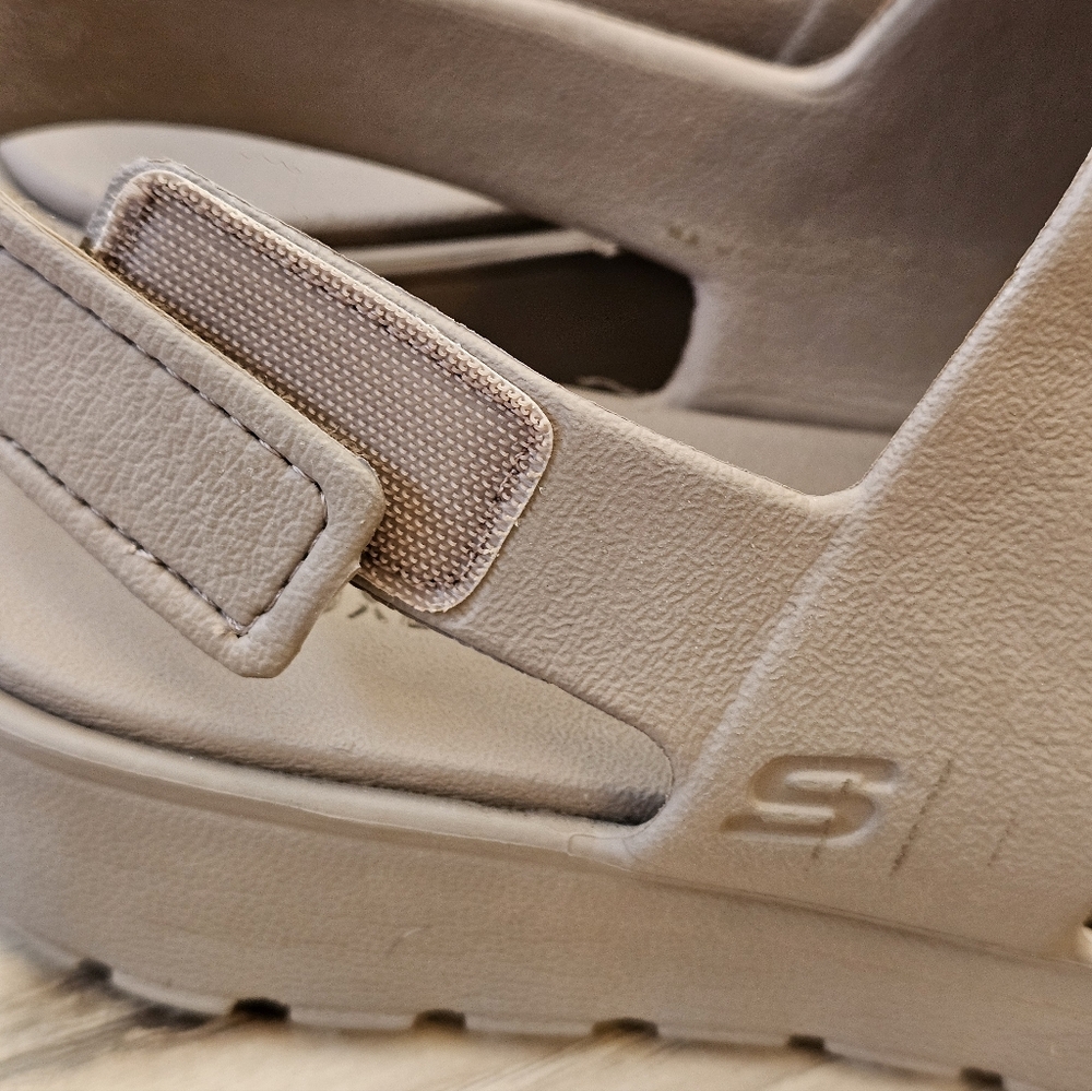 Skechers Arch Fit Footsteps Sandals Tan  Day Dream Womens Size 7 - Picture 6 of 8